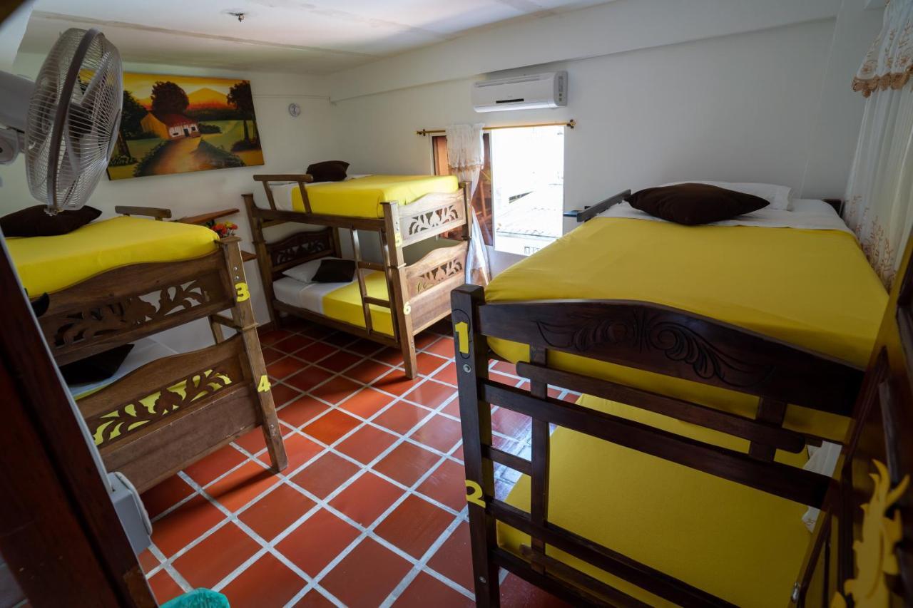 Hostal Coco Bomgo ミンカ エクステリア 写真